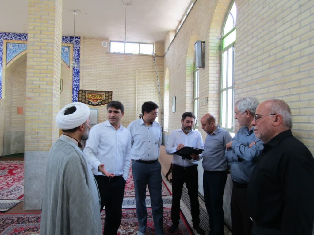 بازدید از مجتمع بین راهی محور خرانق _ اردکان صورت گرفت