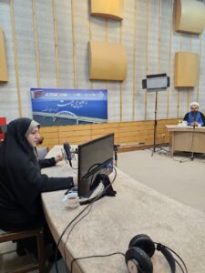 حضور مدیر ستاد اقامه نماز آذربایجان‌غربی در برنامه رادیویی «عشق مکتبی» و گفت‌وگوی تلفنی قائم‌مقام ستاد اقامه نماز کشور