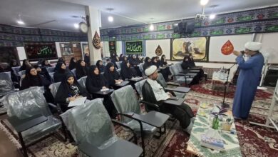 کارگاه تخصصی با عنوان شیوه های تشویق به نماز در فرزندان شاهین شهر اصفهان