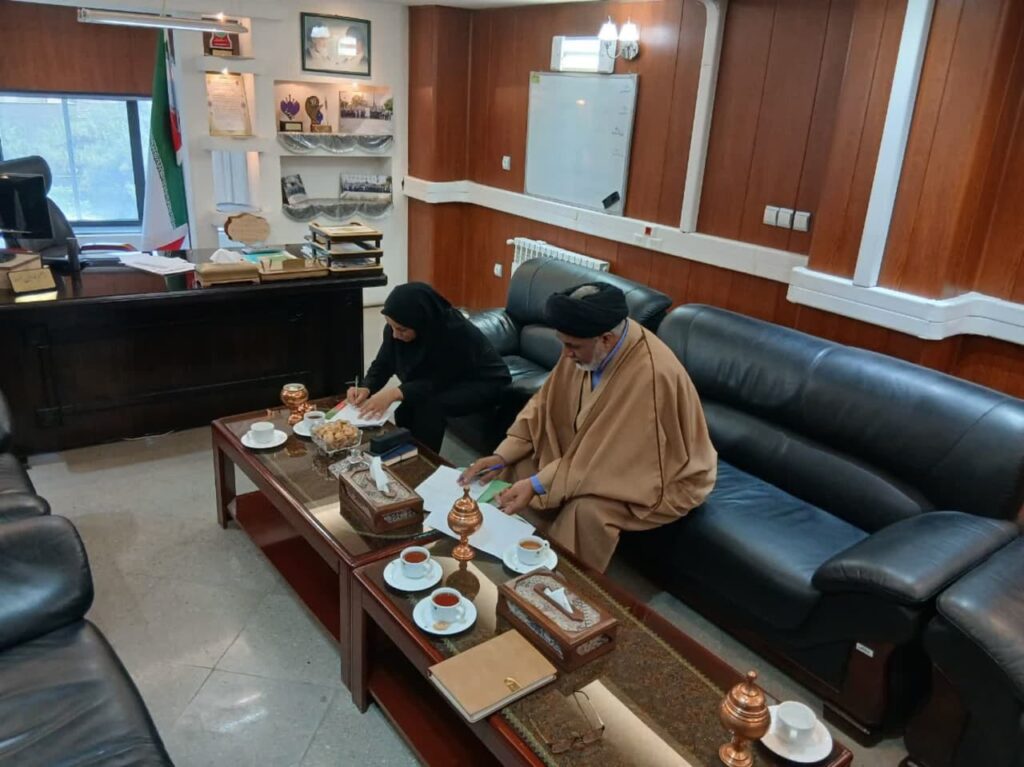 شورای اقامه نماز سرپرستی شعب پست بانک استان یزد و دوره آموزشی ویژه اعضا برگزار شد