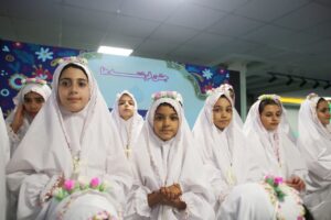آیین جشن تکلیف دختران کارکنان دانشگاه علوم پزشکی ارومیه برگزار شد