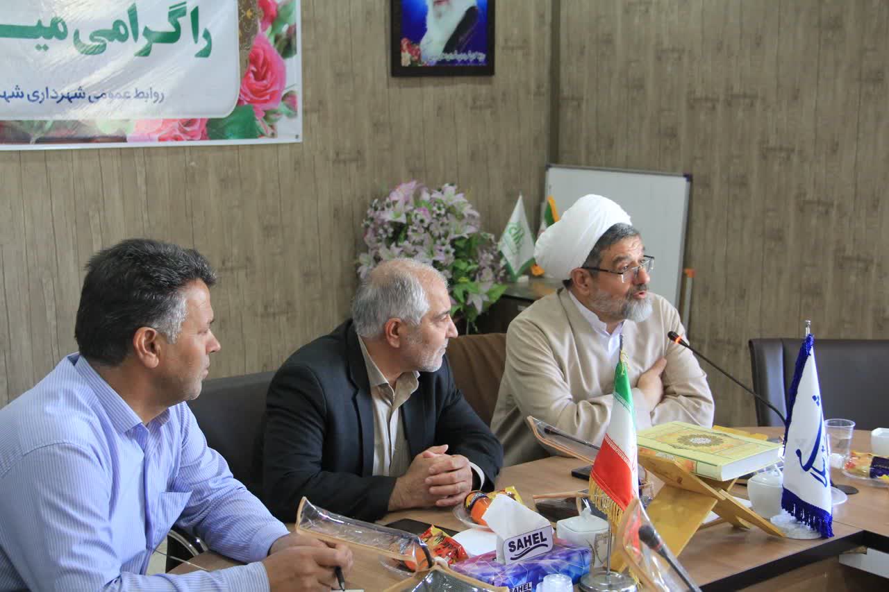دوره آموزشی نماز ویژه مدیران دستگاه های اجرایی شهرستان فریدن اصفهان