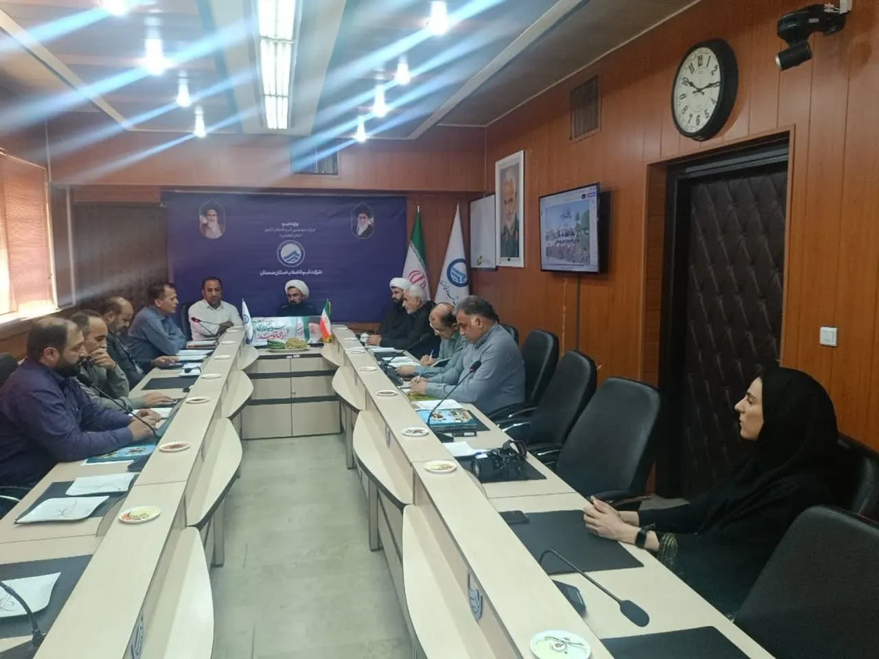 جلسه شورای اقامه نمازآب و فاضلاب استان سمنان برگزار شد