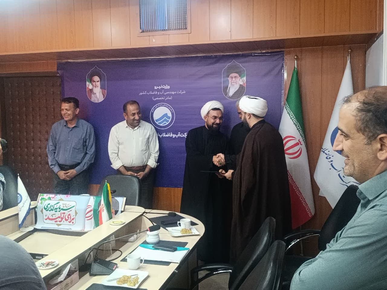 جلسه شورای اقامه نمازآب و فاضلاب استان سمنان برگزار شد