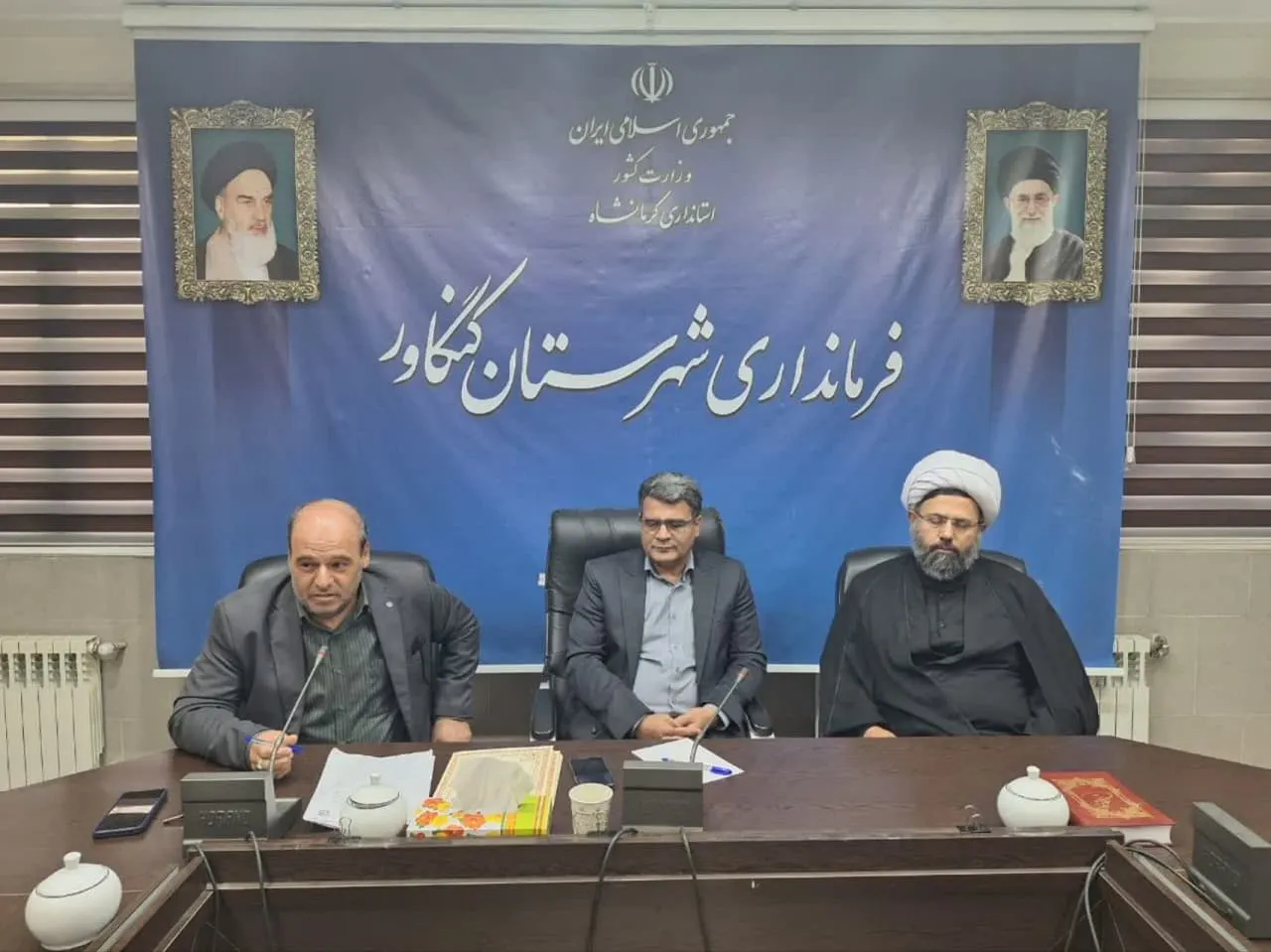 جلسه شورای اقامه نمازشهرستان کنگاور -1