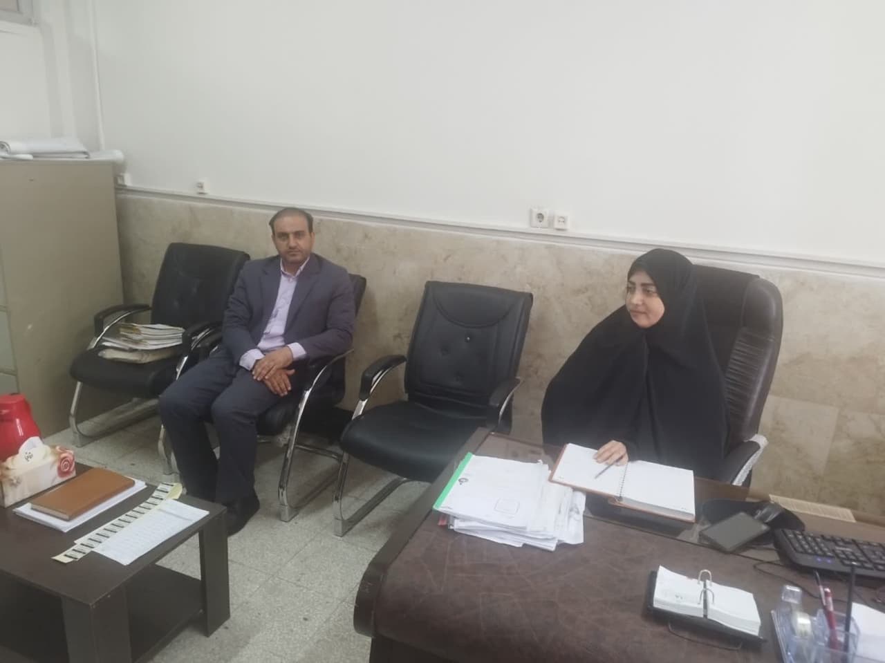 نشست کارشناس فرهنگی ستاد اقامه نماز با رئیس اداره تعلیم و تربیت کودک کرمانشاه-1