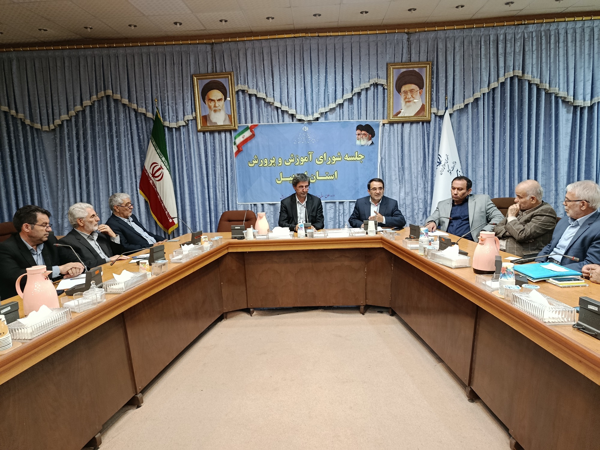 جلسه شورای آموزش و پرورش استان اردبیل