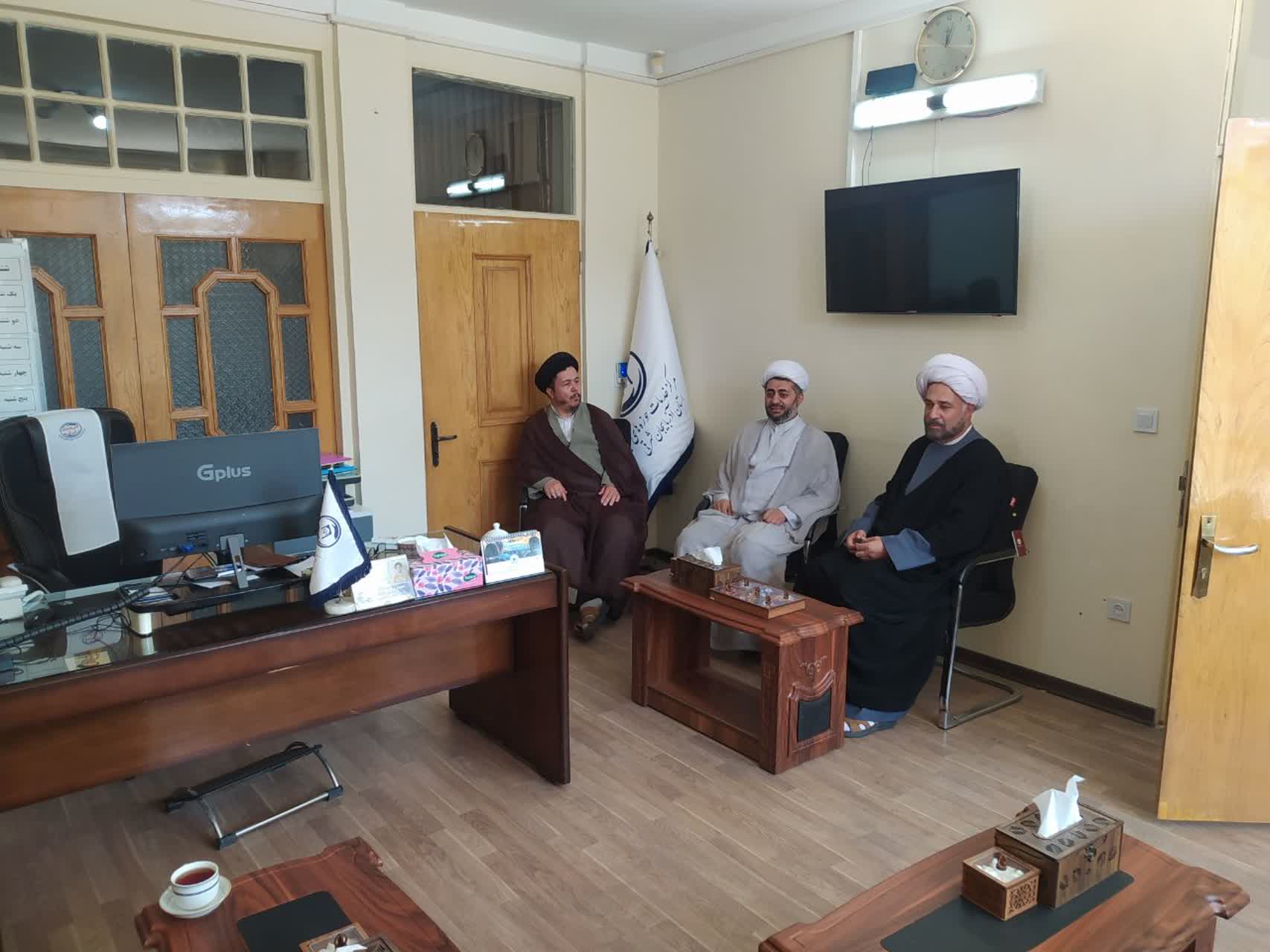 دیدار مدیر ستاد با مدیر مرکز خدمات تبریز