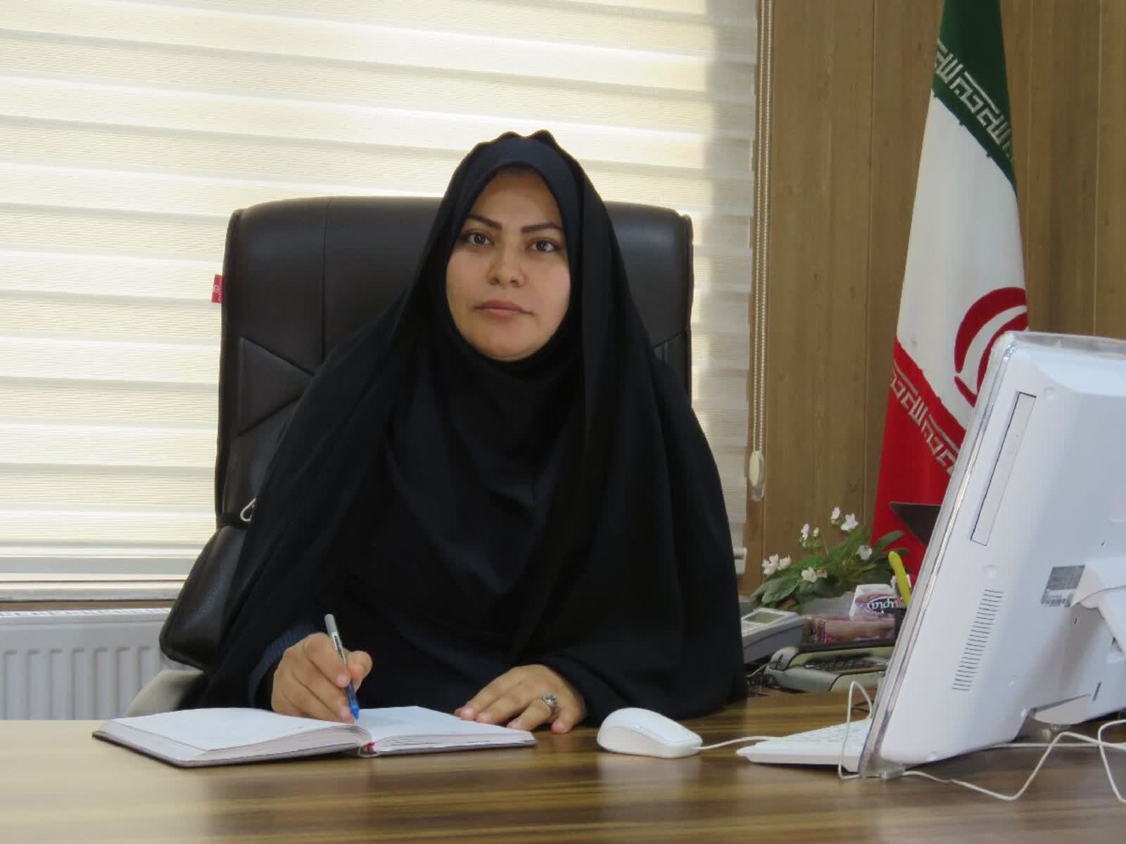 مادر اولین عامل، در فرزندان برای انجام واجبات است