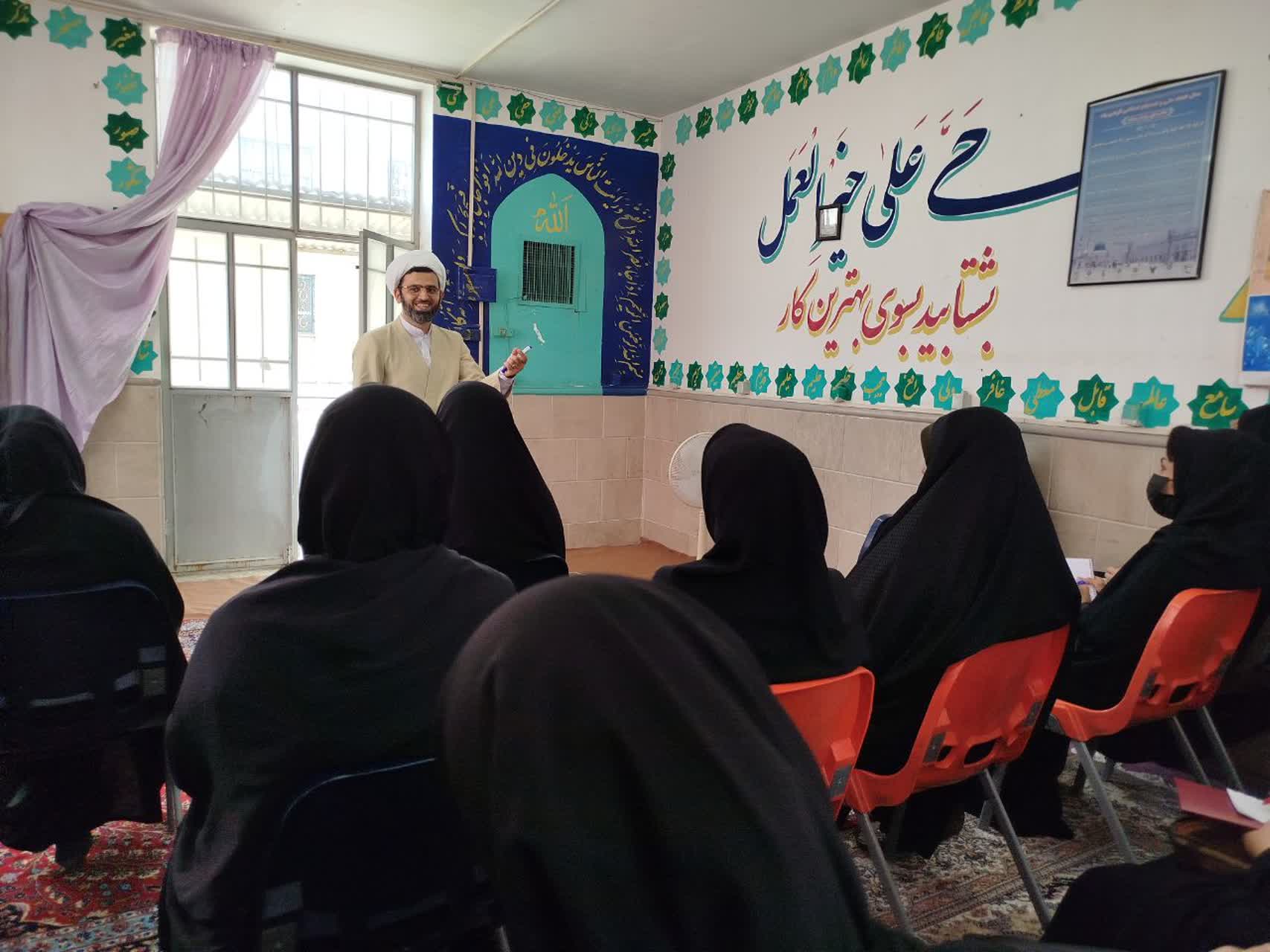 دوره آموزشی طرح نیک در شهرستان ساوه