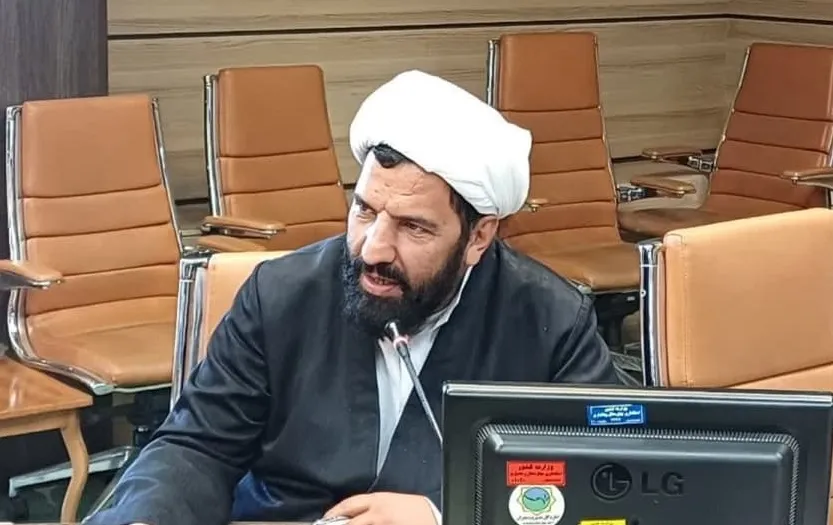 اولین معلم نماز برای کودک، مادر است
