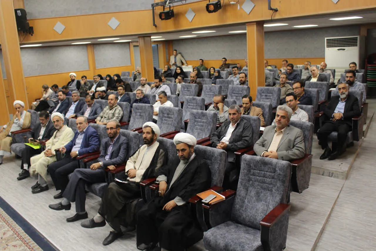 دومین گردهمایی دبیران اقامه نماز دستگاههای اجرایی استان قزوین برگزار شد