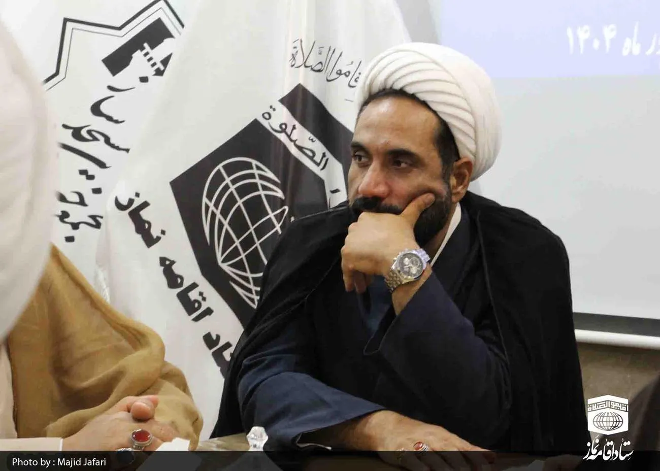 نشست مشترک نخبگان فرهنگی کشور عراق با ستاد اقامه نماز استان قم برگزار شد