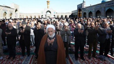 اقامه نماز باران در حرم مطهر رضوی