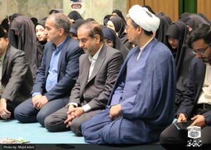 زنگ نماز با شعار "نماز الفبای تربیت" در مدارس قم نواخته شد