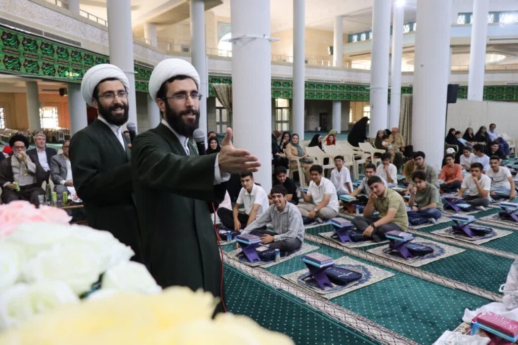 جشن تکلیف فرزندان کارکنان اداره برق منطقه‌ای زنجان برگزار شد
