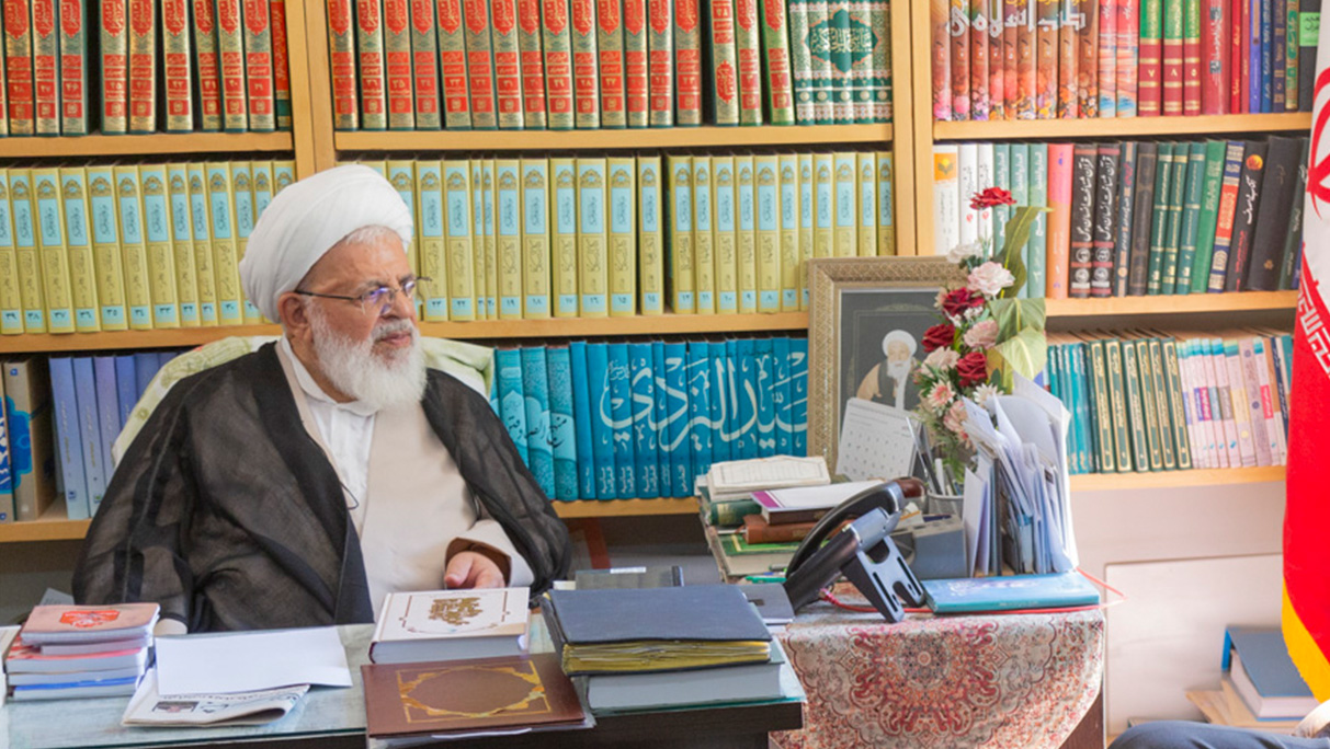 نماز را به فرزندانتان نه به‌مثابه تکلیفی خشک و سنگین، بلکه به‌عنوان مایه آرامشِ دل معرفی کنید