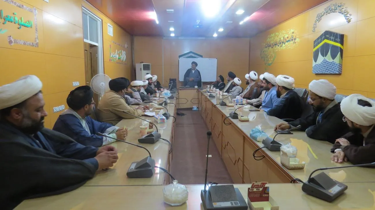 چهارمین دوره توانمندسازی ائمه جماعات ادارات و دستگاه‌های اجرایی استان یزد برگزار شد