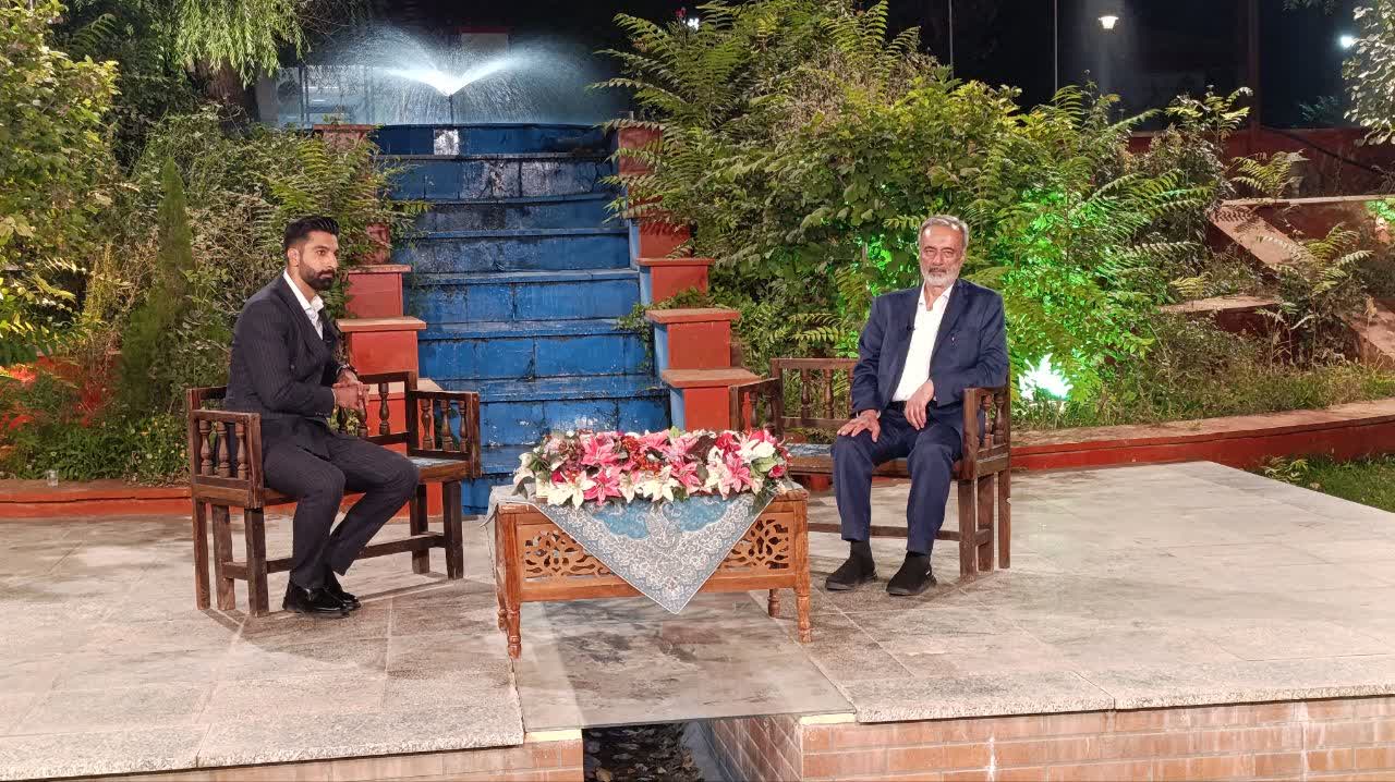 دکتر سیداحمد زرهانی، قائم مقام ستاد اقامه نماز کشور شامگاه سهشنبه یازدهم شهریورماه، در برنامه تلویزیونی شبکه جهانبین