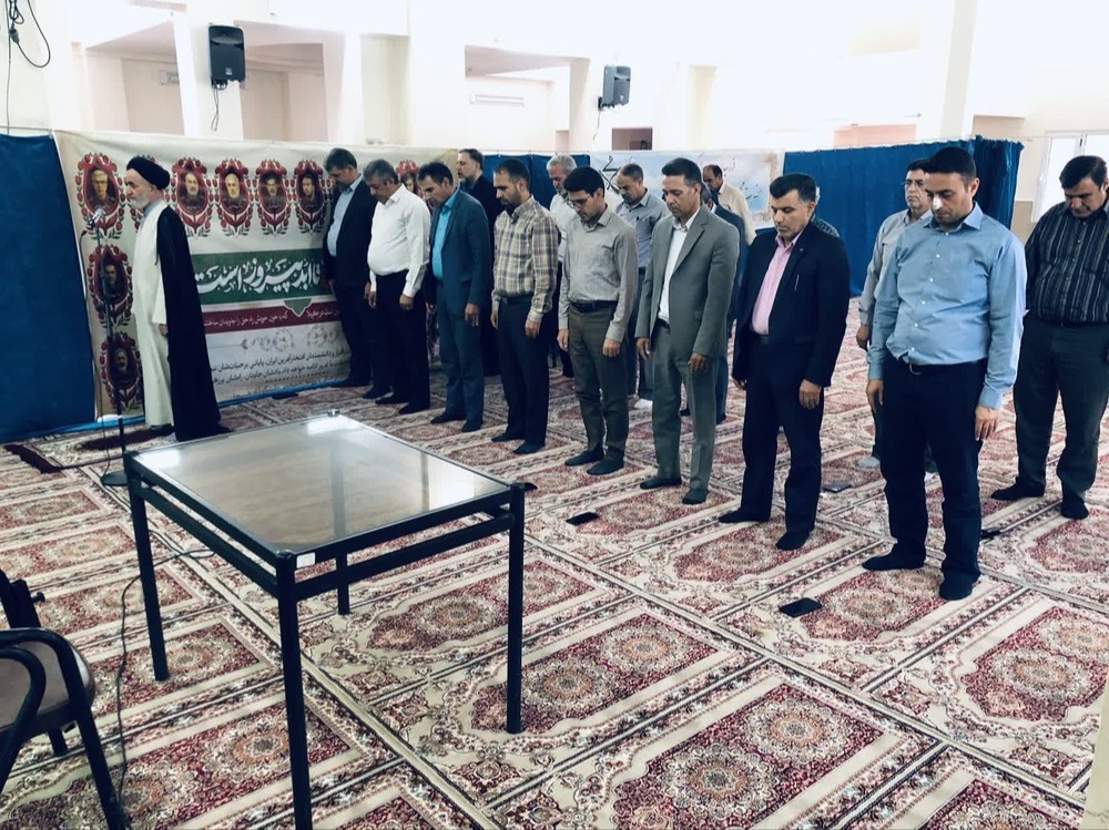اقامه نماز وحدت بخش ادارات شهرستان رفسنجان