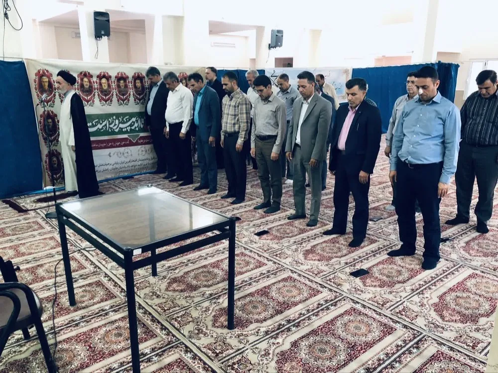 اقامه نماز وحدت بخش ادارات شهرستان رفسنجان