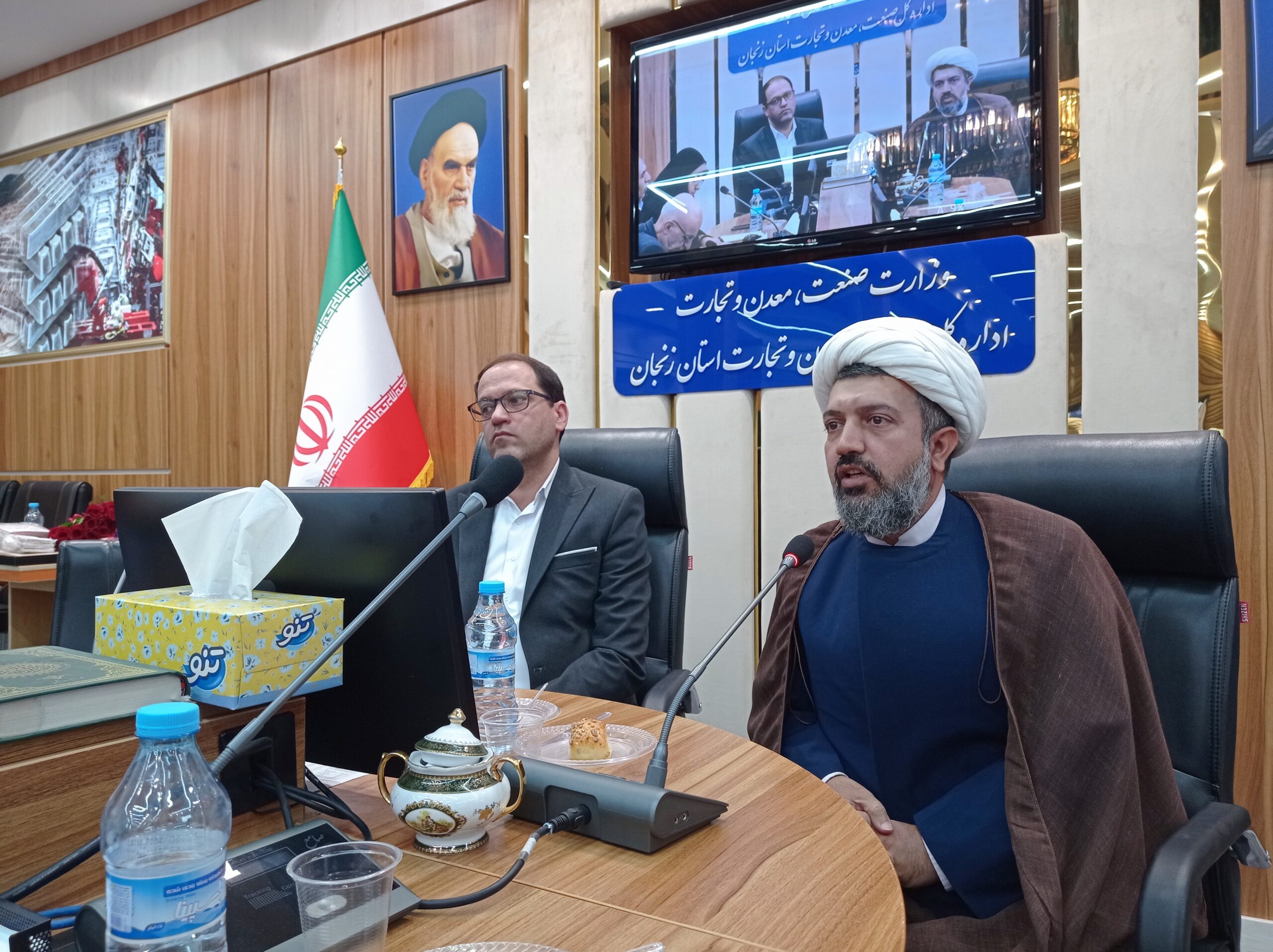 جلسه تجلیل از فعالین نمازی اداره صمت زنجان برگزار شد