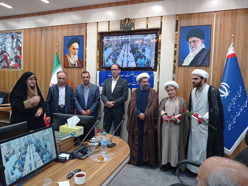 جلسه تجلیل از فعالین نمازی اداره صمت زنجان برگزار شد