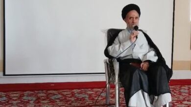 سخنرانی دبیر ستاد اقامه نماز رفسنجان در جمع دانش آموزان مدرسه آیت الله هاشمی رفسنجانی