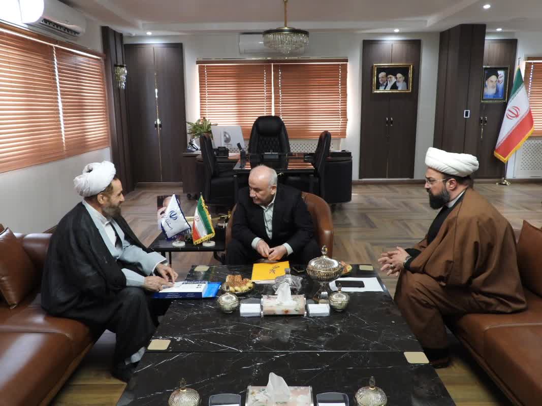 نشست اختصاصی مدیر ستاد اقامه نماز مازندران با استاندار در پیرامون ترویج اقامه نماز به عنوان تکلیفی ماندگار