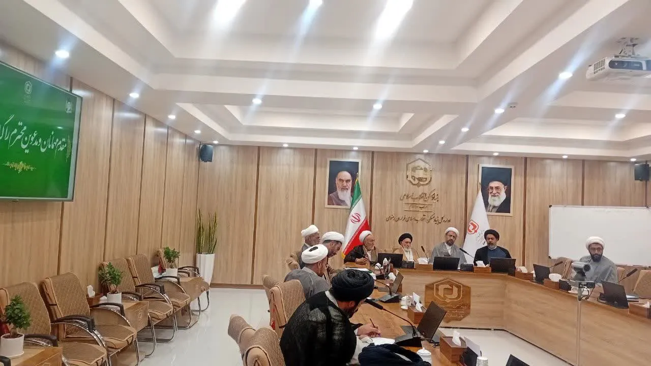 نشست آموزشی و توجیهی ائمه جماعات بنیاد مسکن انقلاب اسلامی خراسان رضوی برگزار شد