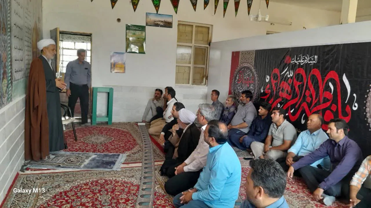 مدیر ستاد اقامه نماز استان در جمع پرسنل مرکز کشاورزی رضوی شهرستان بردسکن حضور یافت