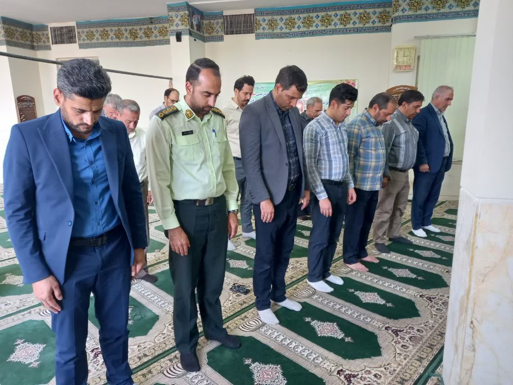 نماز وحدت ادارات شهرستان نایین اصفهان