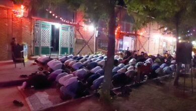 اقامه نماز در پارک شهرستان دورود