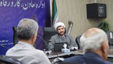 دومین نشست شیوه های فرهنگ سازی نماز در محیط کار در کاشان برگزار شد