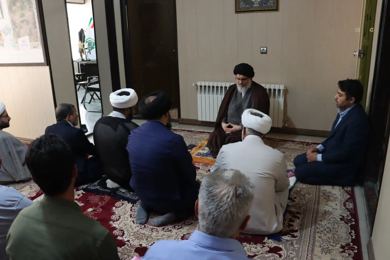 دوره آموزشی نماز ویژه کارکنان اداره اوقاف و امور خیریه شهرستان بافق برگزار شد