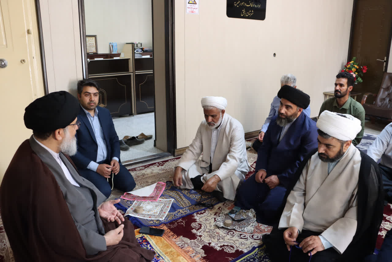 دوره آموزشی نماز ویژه کارکنان اداره اوقاف و امور خیریه شهرستان بافق برگزار شد