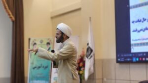 اولین نشست آموزشی فرهنگ سازی اقامه نماز در مدارس کاشان