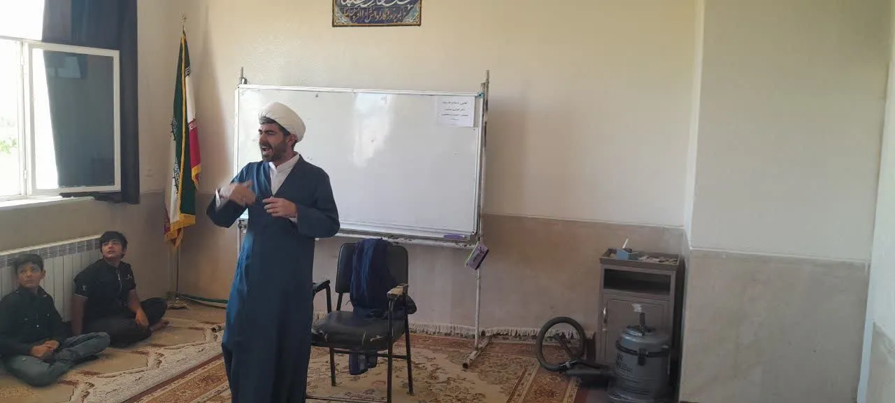 دوره آموزشی‌ آشنایی با معارف نماز ویژه دانش‌آموزان در چهارمحال‌وبختیاری برگزار شد