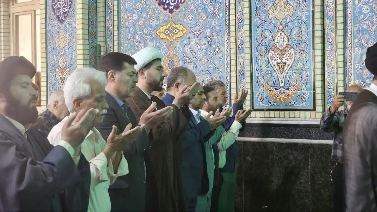 زنگ نماز در مدارس کاشان نواخته شد