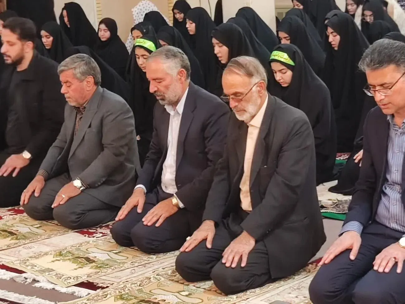 زنگ نماز در مدارس ایلام نواخته شد