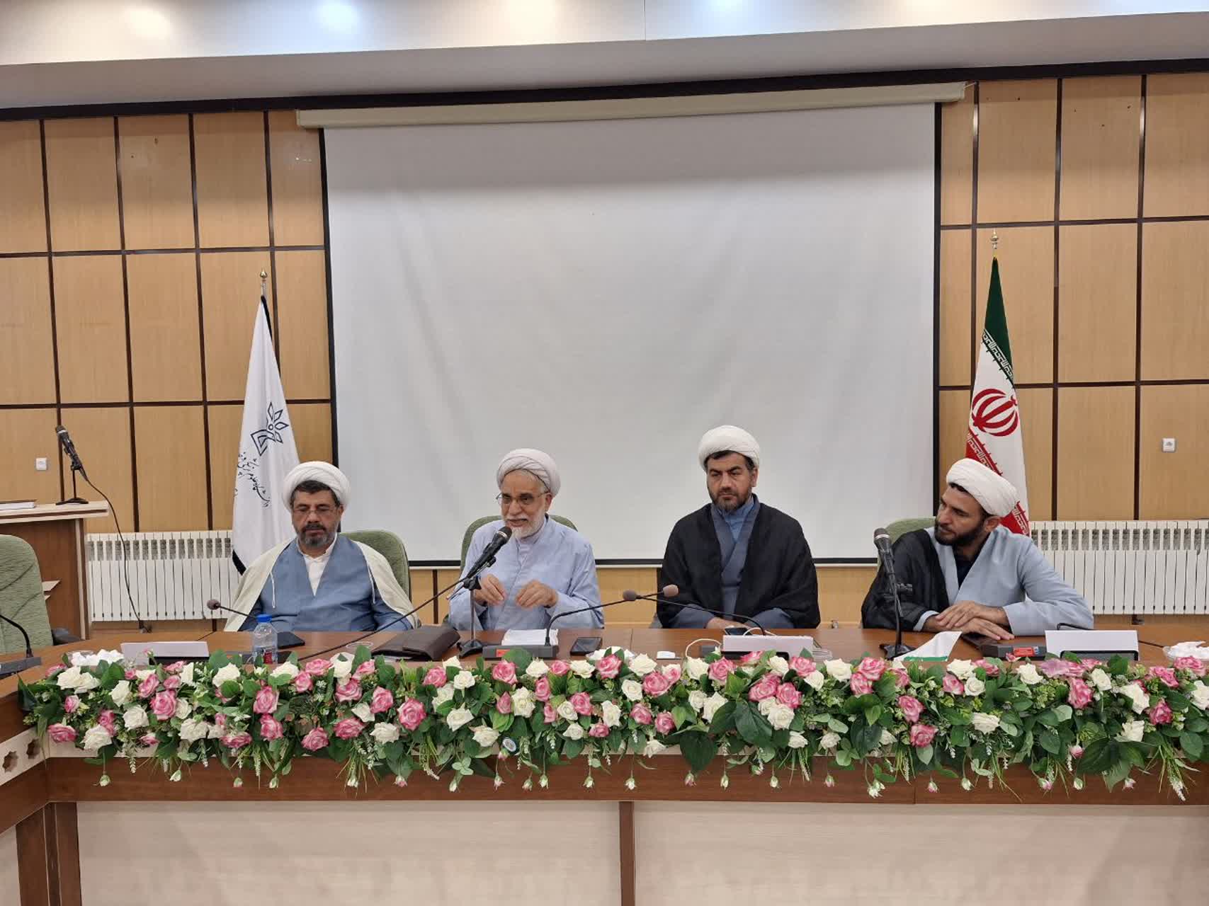 نشست‌تخصصی‌نماز ویژه گروه‌های‌موثر دانشگاه‌علوم‌پزشکی چهارمحال‌و‌بختیاری برگزار شد