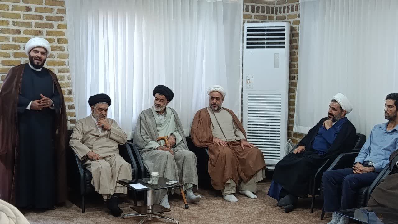 گردهمایی ائمه جماعات شهرداری کرج برگزار شد