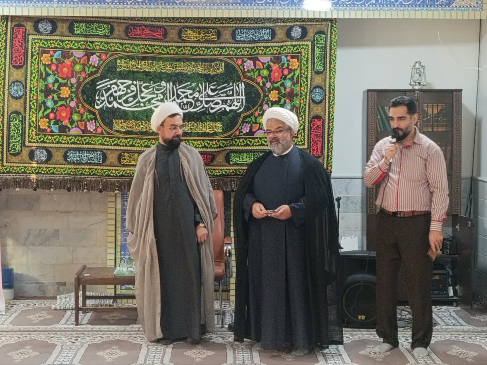 برگزاری جلسه تجلیل از فعالان و خادمان نماز در جمعیت هلال‌احمر استان سمنان