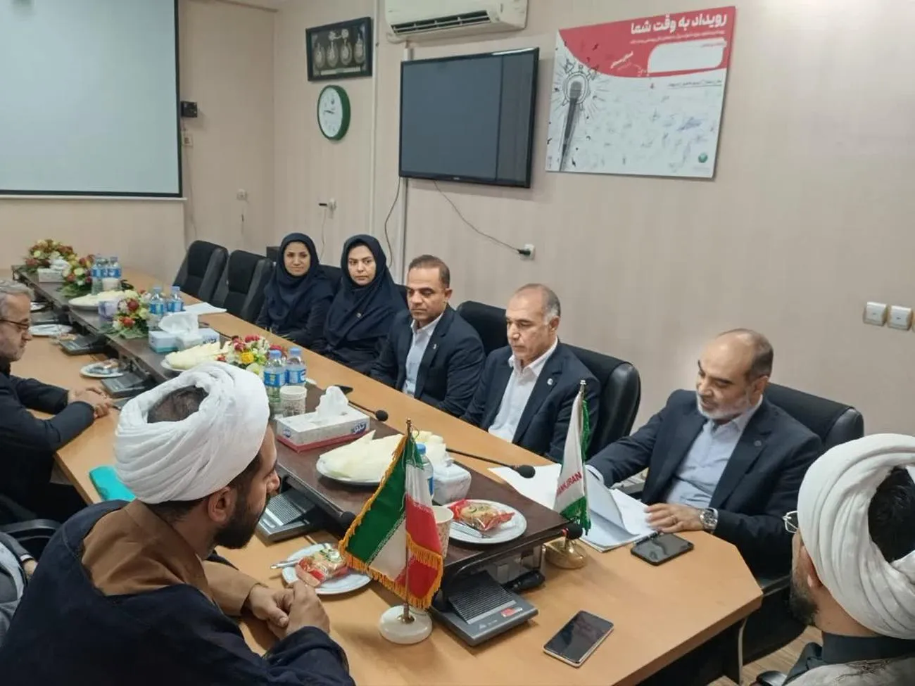 جلسه شورای اقامه نماز پست بانک استان سمنان برگزار شد