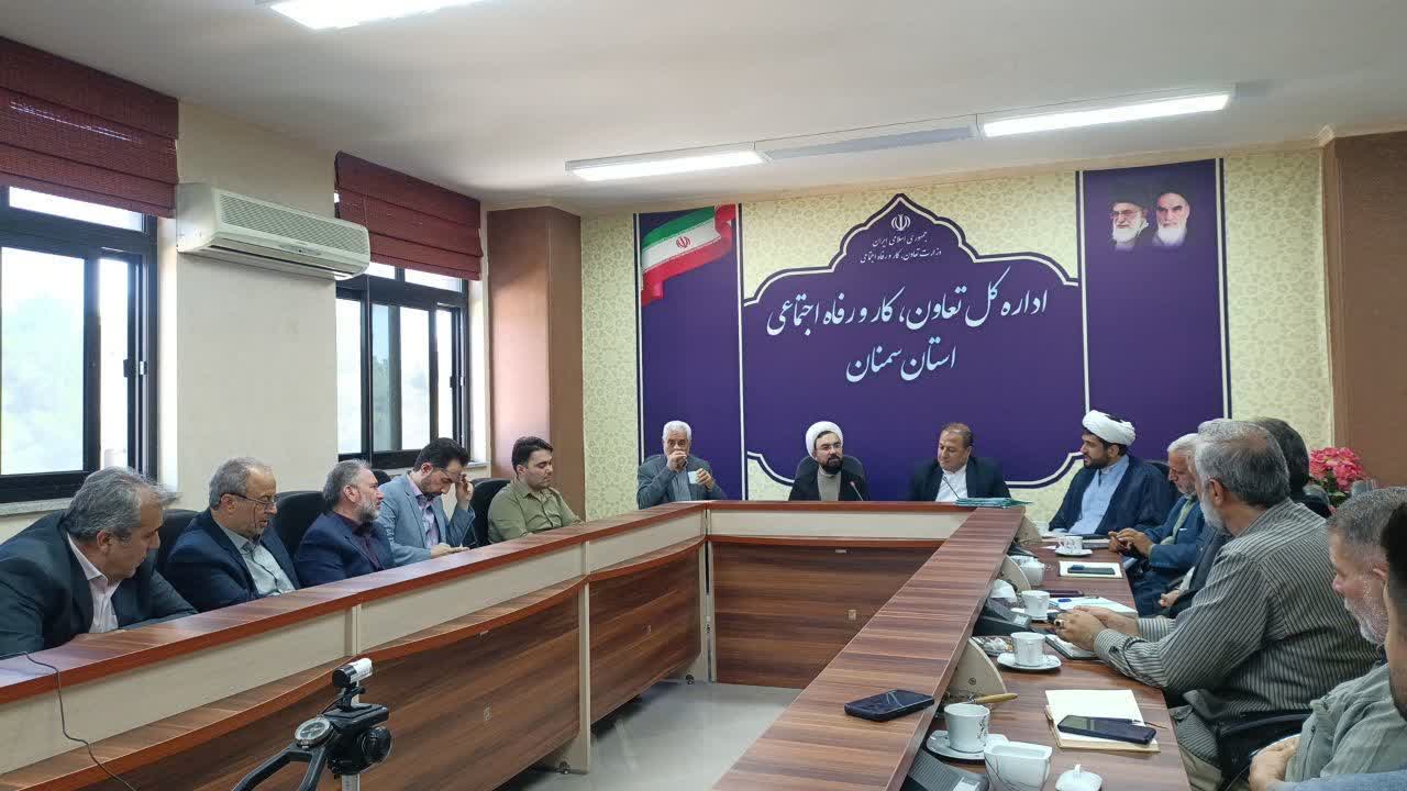 جلسه شورای اقامه نماز اداره‌کل تعاون، کار و رفاه اجتماعی برگزار شد