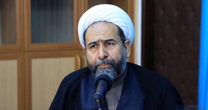 نماز سکوی رشد و ارتقای نسل نو است