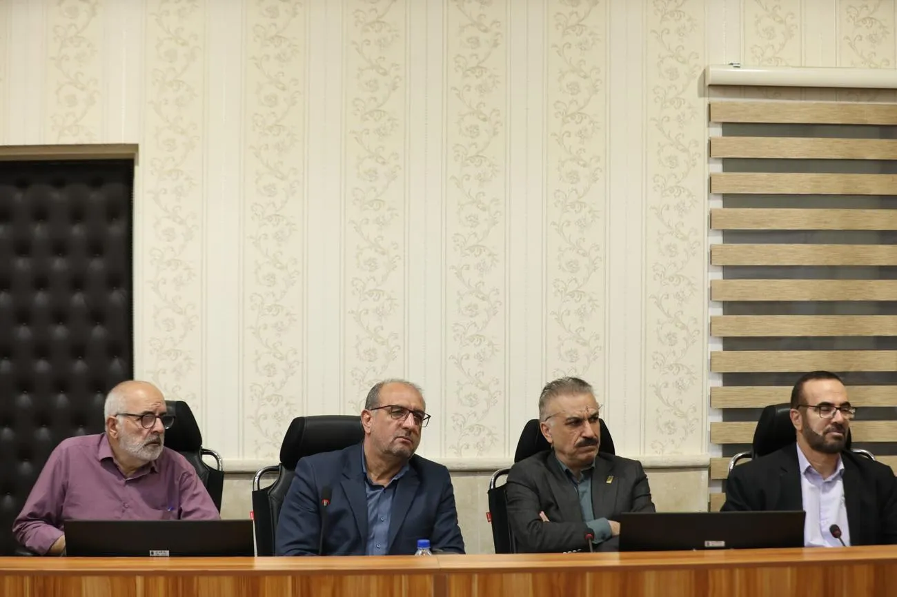 تربیت معلمان مؤمن و قرآنمحور باید در اولویت دانشگاه فرهنگیان باشد