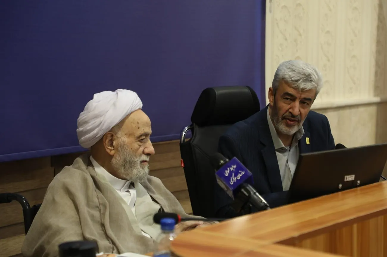 تربیت معلمان مؤمن و قرآن‌محور باید در اولویت دانشگاه فرهنگیان باشد