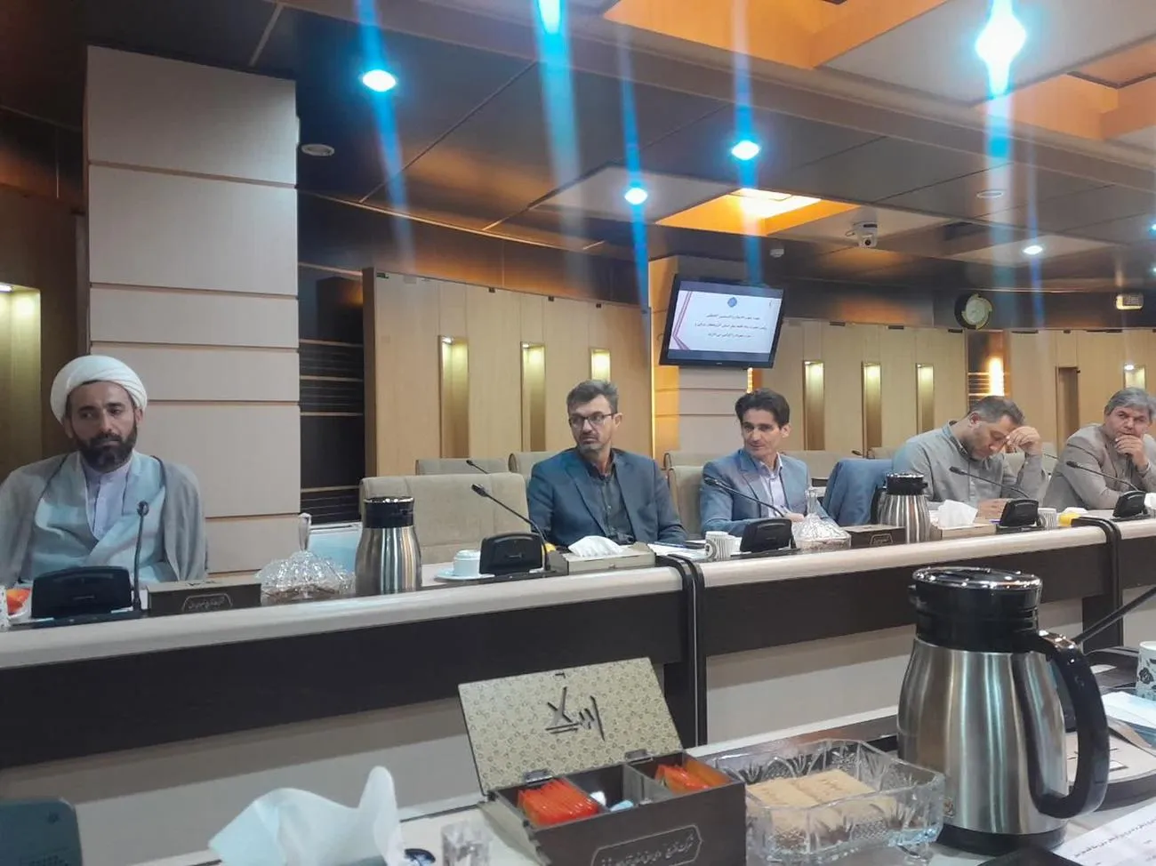 جلسه شورای اقامه نماز شرکت توزیع برق استان