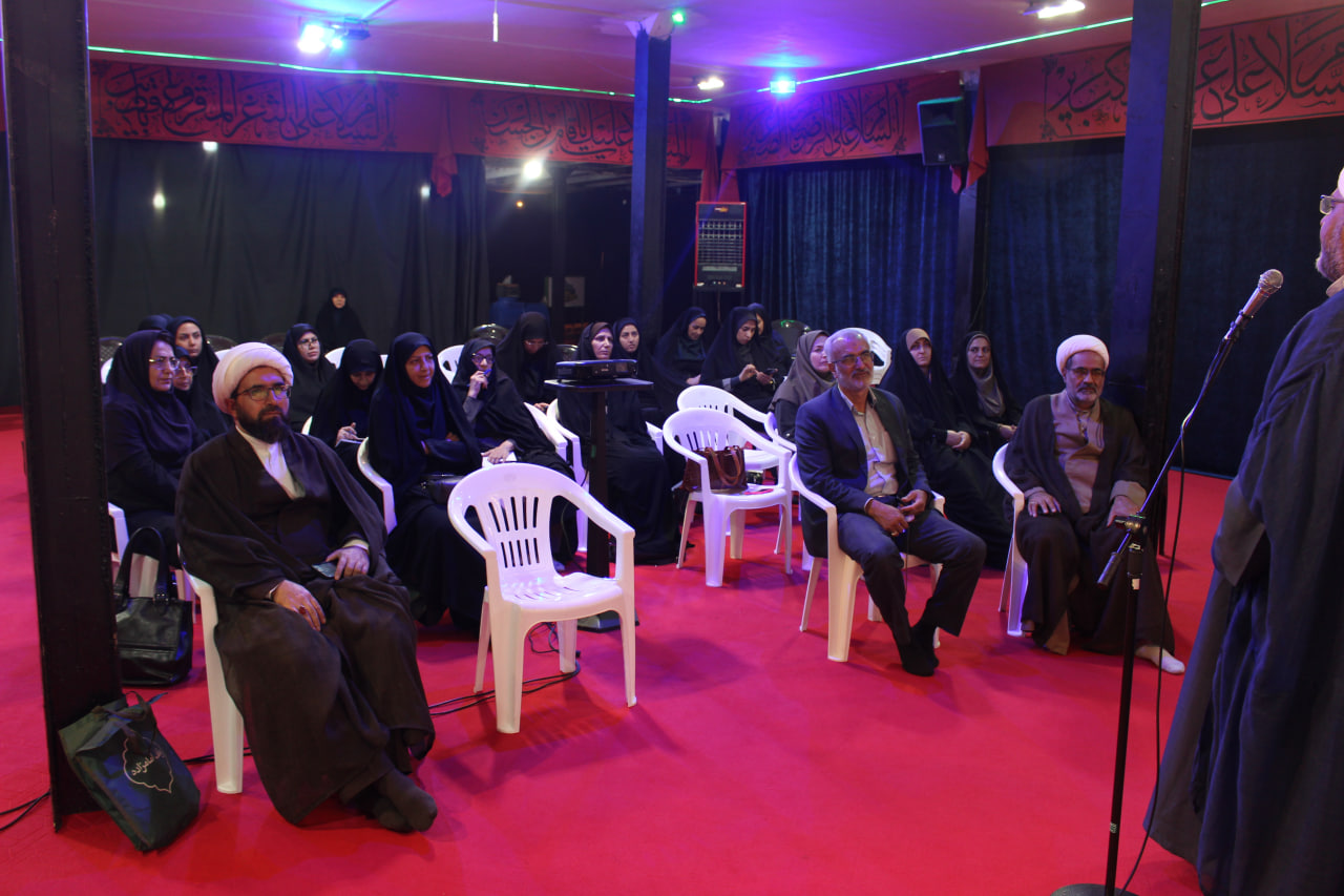 کارگاه آموزشی معارف نماز ویژه بانوان استان مرکزی